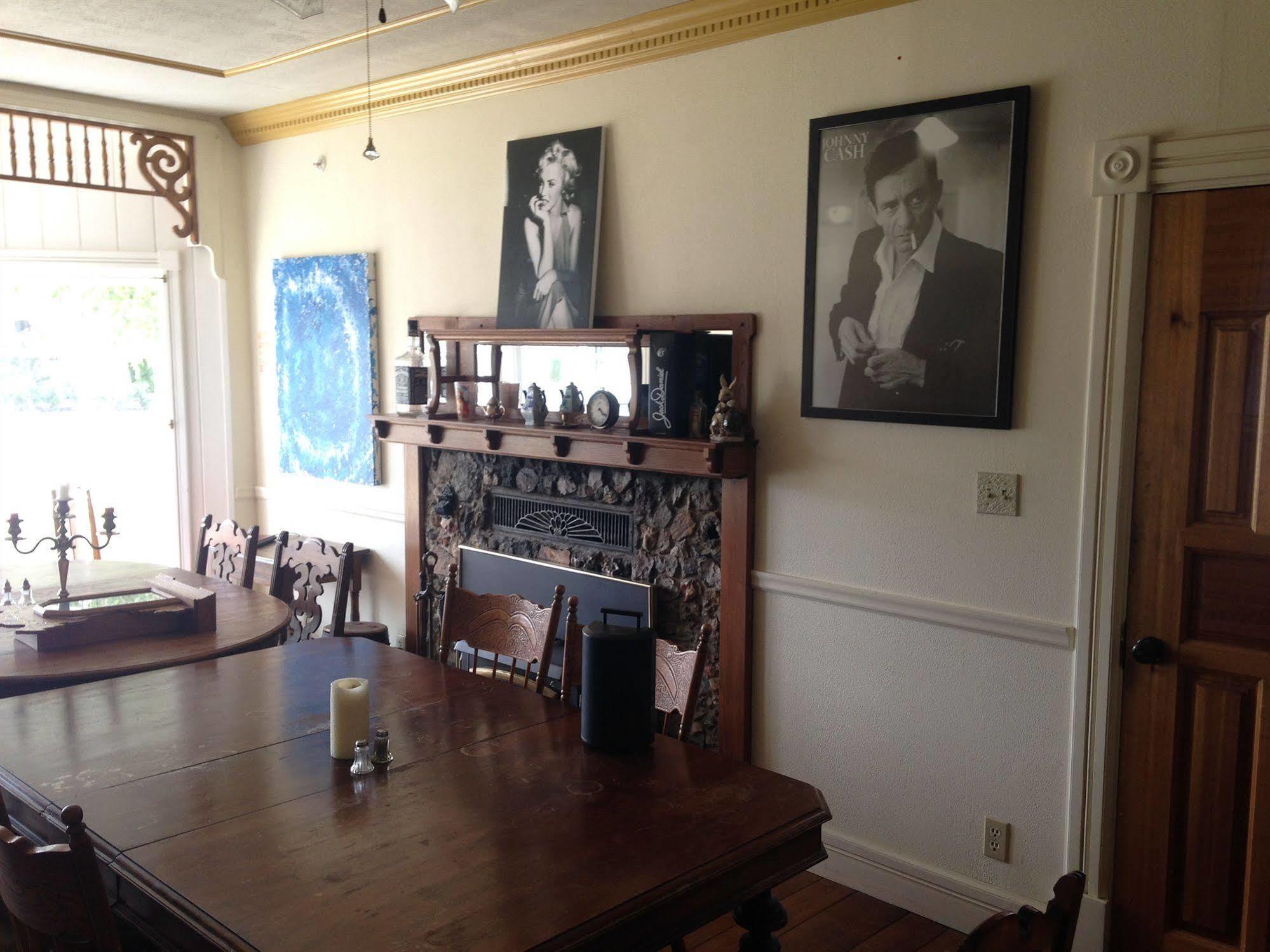 The Hostel California บิชอป ภายนอก รูปภาพ