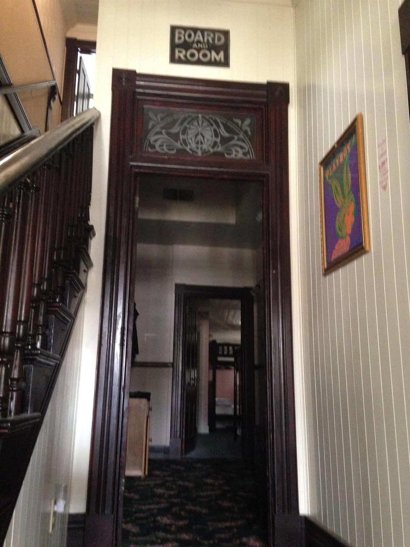 The Hostel California บิชอป ภายนอก รูปภาพ