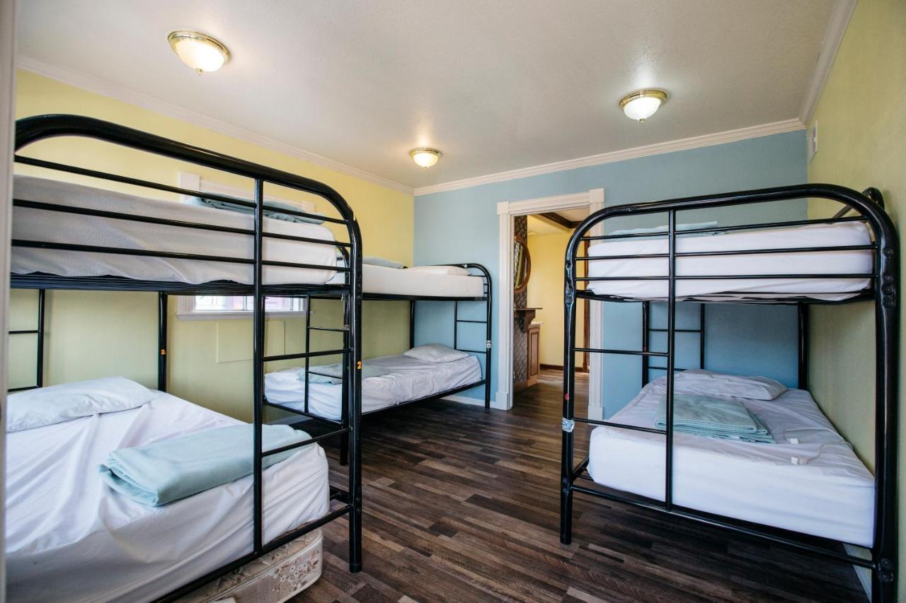 The Hostel California บิชอป ภายนอก รูปภาพ