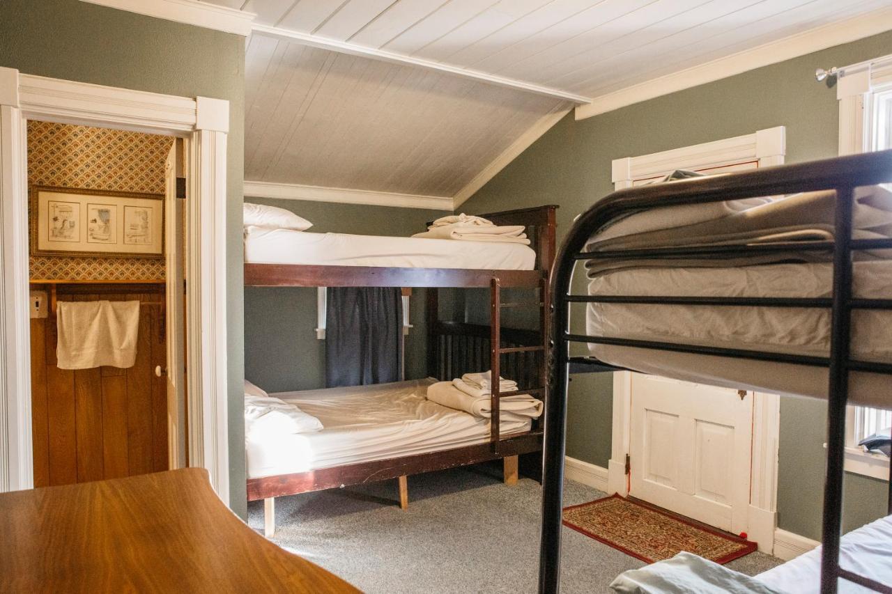 The Hostel California บิชอป ภายนอก รูปภาพ